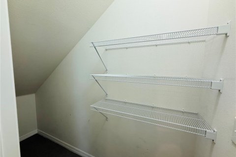 Touwnhouse à louer à Odessa, Floride: 3 chambres, 163.32 m2 № 2227424 - photo 6