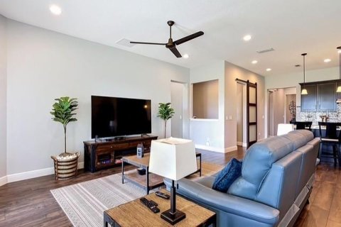 Casa en venta en Davenport, Florida, 4 dormitorios, 211.07 m2 № 2124396 - foto 30