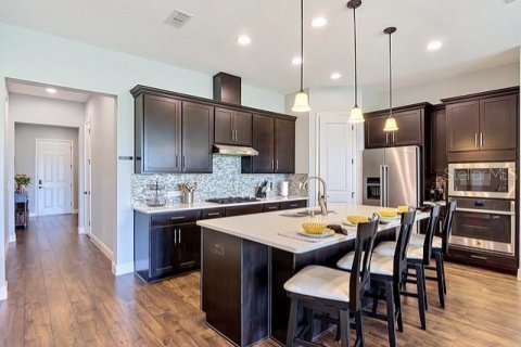 Casa en venta en Davenport, Florida, 4 dormitorios, 211.07 m2 № 2124396 - foto 2