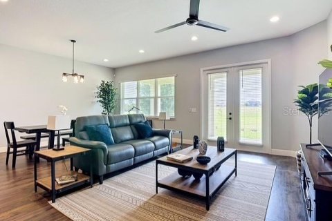 Casa en venta en Davenport, Florida, 4 dormitorios, 211.07 m2 № 2124396 - foto 3