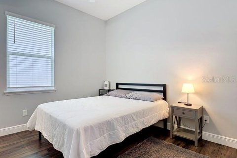 Casa en venta en Davenport, Florida, 4 dormitorios, 211.07 m2 № 2124396 - foto 13