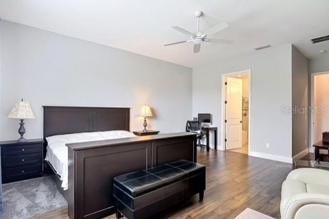 Casa en venta en Davenport, Florida, 4 dormitorios, 211.07 m2 № 2124396 - foto 4