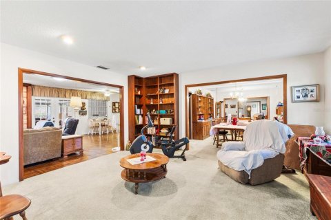 Casa en venta en Seminole, Florida, 4 dormitorios, 197.05 m2 № 2208814 - foto 5