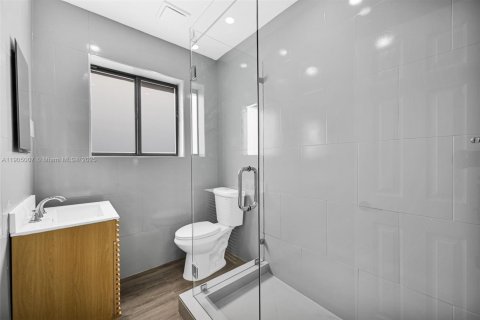 Propiedad comercial en venta en Hollywood, Florida, 159.7 m2 № 1956090 - foto 22