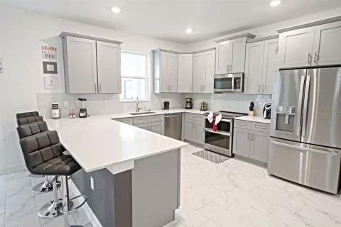 Купить виллу или дом в Киссимми, Флорида 12 комнат, 349.31м2, № 1733892 - фото 6