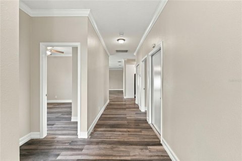 Casa en venta en Saint Petersburg, Florida, 3 dormitorios, 153.1 m2 № 2405123 - foto 3
