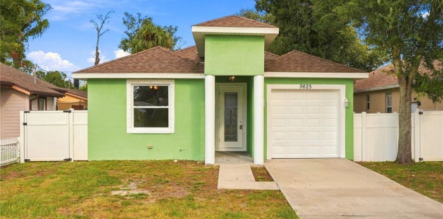 Casa en Saint Petersburg, Florida 3 dormitorios, 153.1 m2 № 2405123