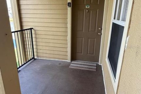 Apartamento en alquiler en Kissimmee, Florida, 2 dormitorios, 95.32 m2 № 1885777 - foto 5