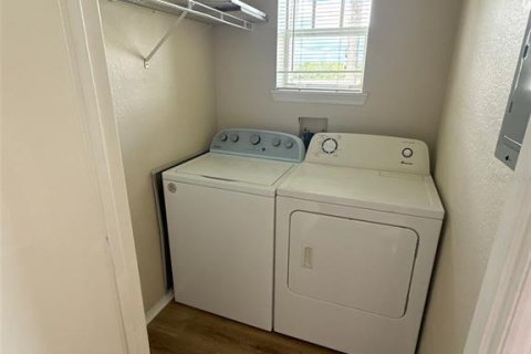 Apartamento en alquiler en Kissimmee, Florida, 2 dormitorios, 95.32 m2 № 1885777 - foto 21