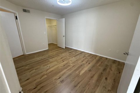Apartamento en alquiler en Kissimmee, Florida, 2 dormitorios, 95.32 m2 № 1885777 - foto 19