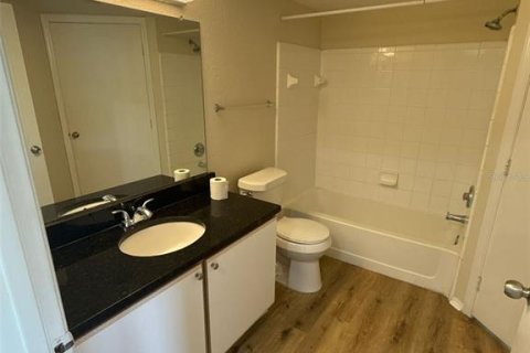 Apartamento en alquiler en Kissimmee, Florida, 2 dormitorios, 95.32 m2 № 1885777 - foto 18