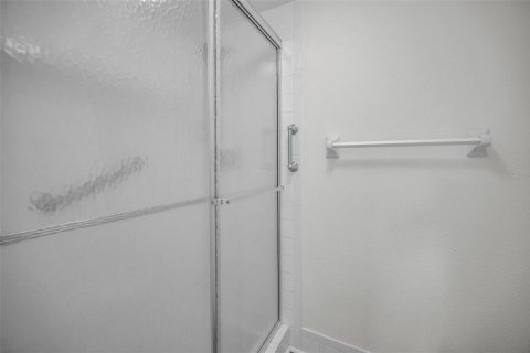 Купить кондоминиум в Олдсмар, Флорида 5 комнат, 106.93м2, № 1911837 - фото 28