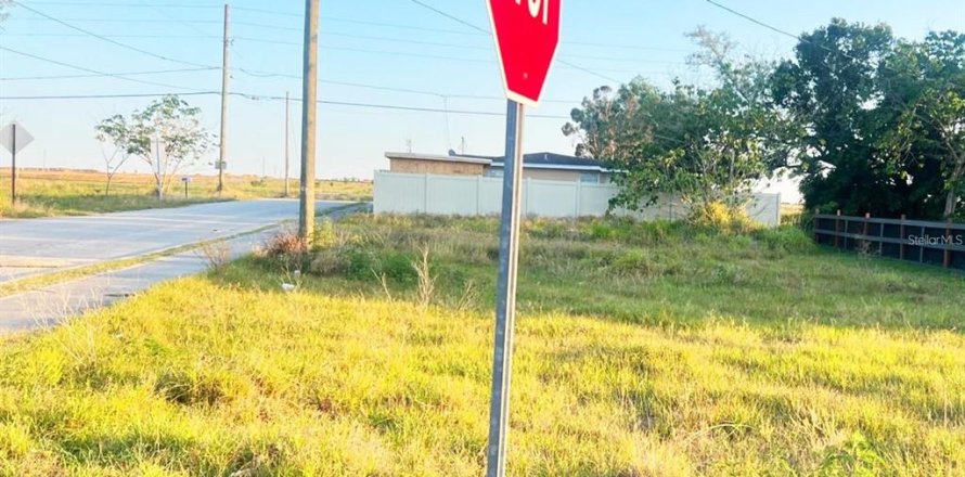 Terreno en Haines City, Florida № 1522318