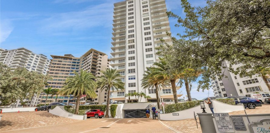 Condo in Fort Lauderdale, Florida, 2 bedrooms № 1872010