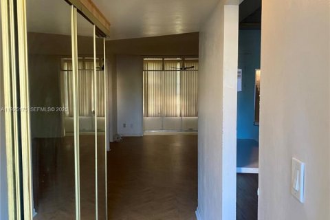 Condominio en venta en Sunrise, Florida, 2 dormitorios, 78.97 m2 № 1985728 - foto 3