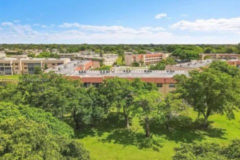 Condominio en venta en Sunrise, Florida, 2 dormitorios, 78.97 m2 № 1985728 - foto 20