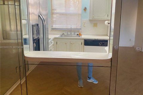 Condominio en venta en Sunrise, Florida, 2 dormitorios, 78.97 m2 № 1985728 - foto 27