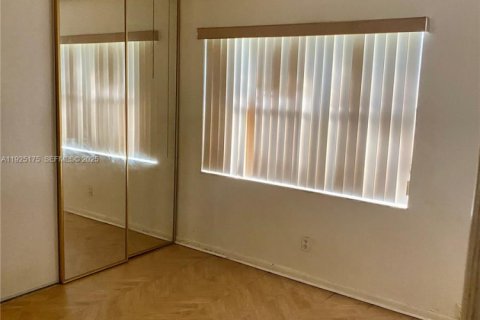 Condominio en venta en Sunrise, Florida, 2 dormitorios, 78.97 m2 № 1985728 - foto 21