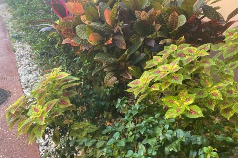 Condominio en venta en Sunrise, Florida, 2 dormitorios, 78.97 m2 № 1985728 - foto 30