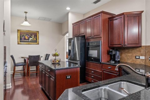 Casa en venta en Land O' Lakes, Florida, 4 dormitorios, 247.58 m2 № 1883373 - foto 14