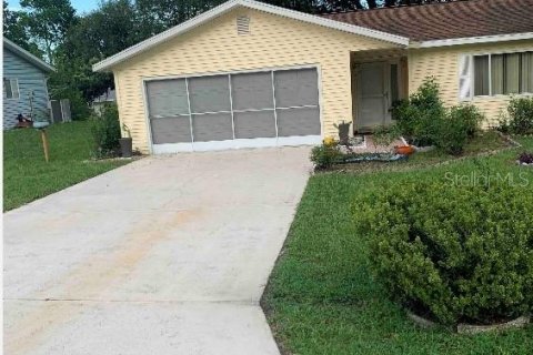 Villa ou maison à Ocala, Floride 3 chambres, 137.31 m2 № 2380897