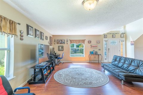 Villa ou maison à vendre à Davenport, Floride: 5 chambres, 280.01 m2 № 2349762 - photo 2