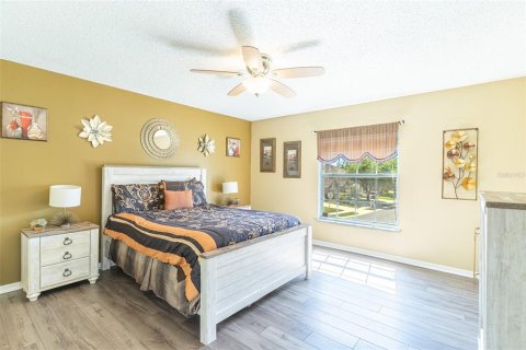 Villa ou maison à vendre à Davenport, Floride: 5 chambres, 280.01 m2 № 2349762 - photo 17