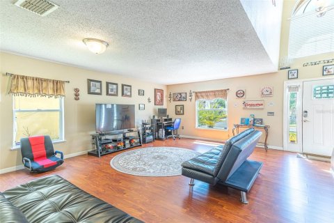 Villa ou maison à vendre à Davenport, Floride: 5 chambres, 280.01 m2 № 2349762 - photo 3