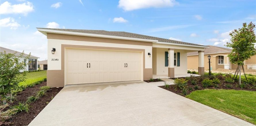 House in Ocala, Florida 3 bedrooms, 182.74 sq.m. № 2197760