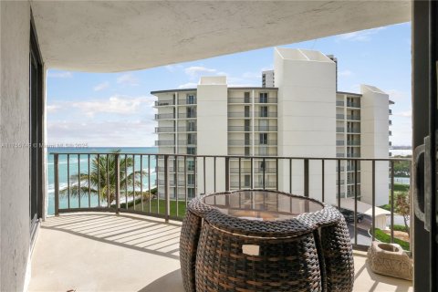 Condo in Riviera Beach, Florida, 2 bedrooms  № 1706121 - photo 20