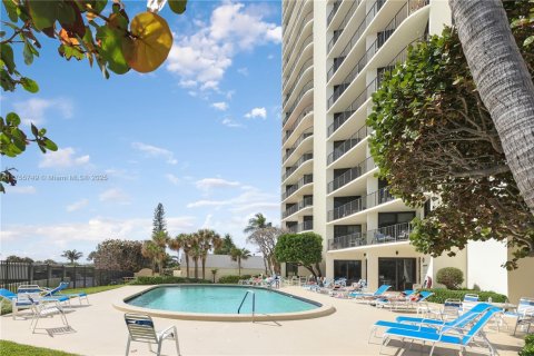 Condo in Riviera Beach, Florida, 2 bedrooms  № 1706121 - photo 28