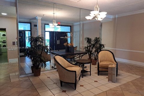 Снять в аренду кондоминиум в Уэст-Палм-Бич, Флорида 2 спальни, 89.19м2, № 1967167 - фото 5