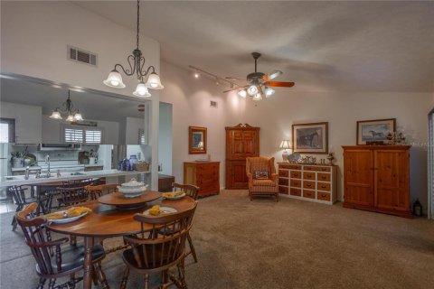 Condominio en venta en Ocala, Florida, 2 dormitorios, 87.33 m2 № 1720714 - foto 8