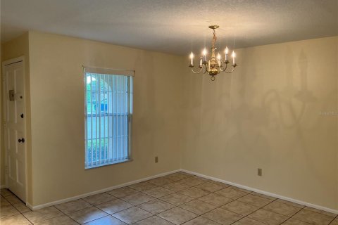 Condo in Casselberry, Florida, 2 bedrooms  № 1795849 - photo 8