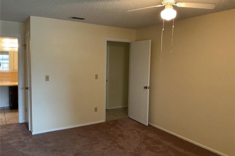 Condo in Casselberry, Florida, 2 bedrooms  № 1795849 - photo 13