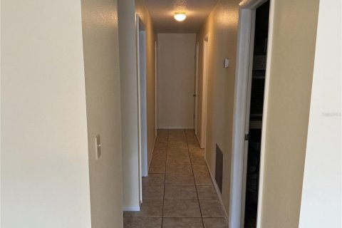 Condo in Casselberry, Florida, 2 bedrooms  № 1795849 - photo 12