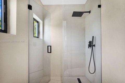 Купить таунхаус в Майами, Флорида 4 спальни, 179.12м2, № 2033468 - фото 19