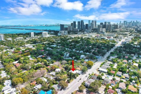 Купить таунхаус в Майами, Флорида 4 спальни, 179.12м2, № 2033468 - фото 26