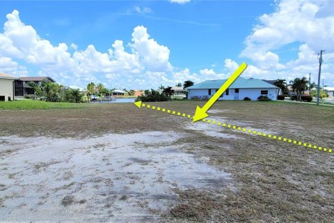 Land in Punta Gorda, Florida № 644900 - photo 2