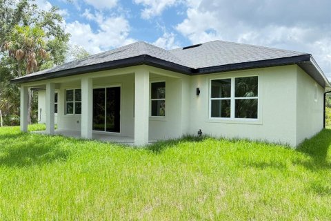 Купить виллу или дом в Норт-Порт, Флорида 7 комнат, 185.8м2, № 1436845 - фото 27