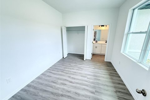Купить виллу или дом в Норт-Порт, Флорида 7 комнат, 185.8м2, № 1436845 - фото 8