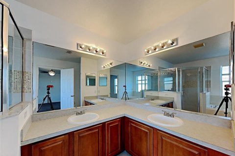 Casa en venta en Kissimmee, Florida, 4 dormitorios, 200.85 m2 № 1909667 - foto 16