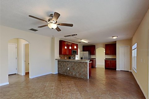Casa en venta en Kissimmee, Florida, 4 dormitorios, 200.85 m2 № 1909667 - foto 3