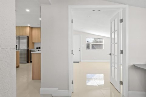 Купить виллу или дом в Холливуд, Флорида 4 спальни, 134.15м2, № 1965825 - фото 14