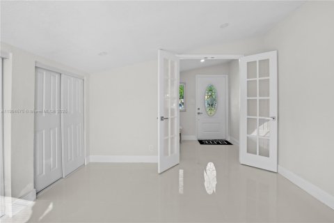 Купить виллу или дом в Холливуд, Флорида 4 спальни, 134.15м2, № 1965825 - фото 23