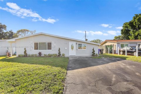 Купить виллу или дом в Холливуд, Флорида 4 спальни, 134.15м2, № 1965825 - фото 3