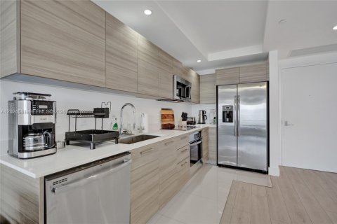 Copropriété à louer à Miami, Floride: 1 chambre, 55.09 m2 № 2146073 - photo 16