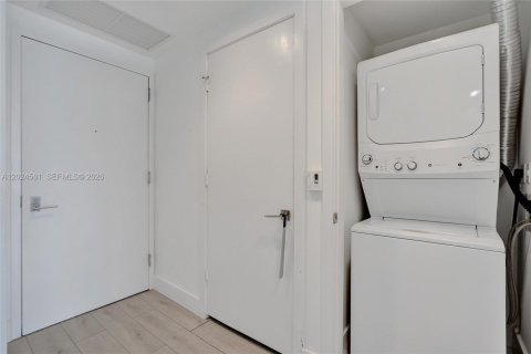 Copropriété à louer à Miami, Floride: 1 chambre, 55.09 m2 № 2146073 - photo 17