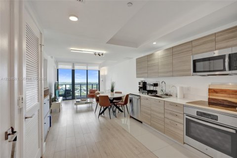 Copropriété à louer à Miami, Floride: 1 chambre, 55.09 m2 № 2146073 - photo 8