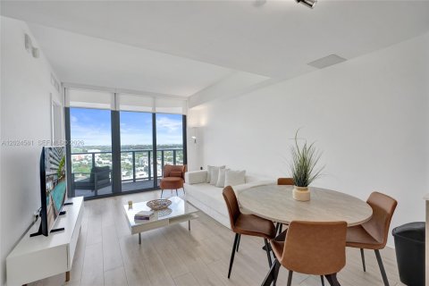 Copropriété à louer à Miami, Floride: 1 chambre, 55.09 m2 № 2146073 - photo 5